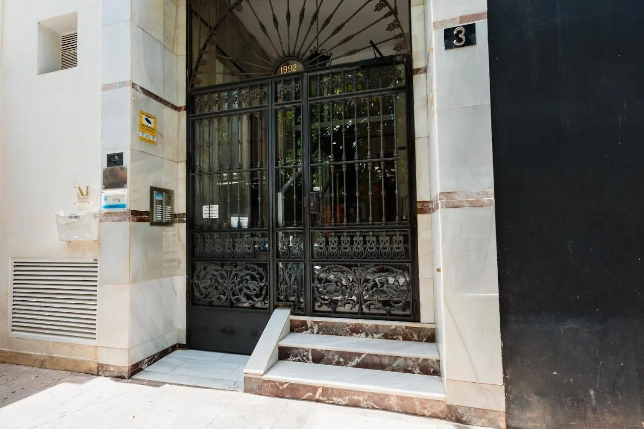 In The Historic Center Of Malaga, Very Close To The Beach And The Ave Train Station, With Private Parking Apartment