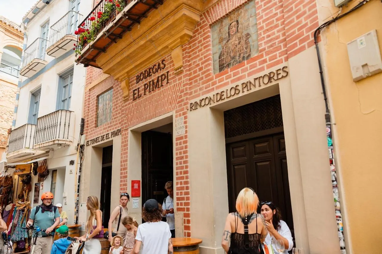 In The Historic Center Of Malaga, Very Close To The Beach And The Ave Train Station, With Private Parking 0*, Malaga